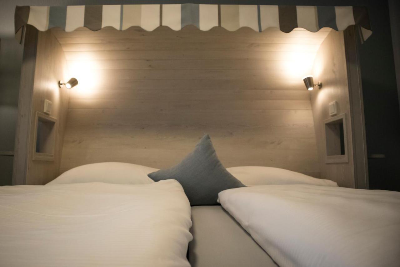 Hotel Am Friesenstrand ทอสเซินส์ ภายนอก รูปภาพ