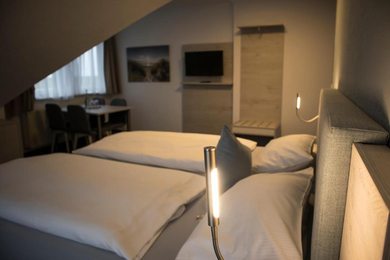 Hotel Am Friesenstrand ทอสเซินส์ ภายนอก รูปภาพ